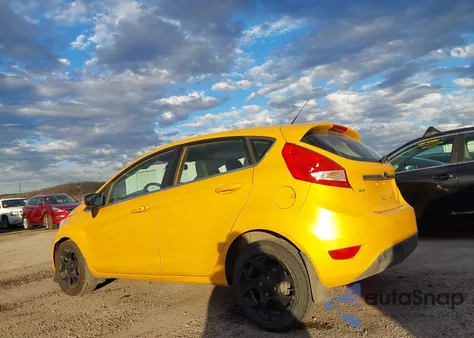 2011 Ford Fiesta Ses z USA, uszkodzony, nr VIN 3FADP4FJ9BM113522